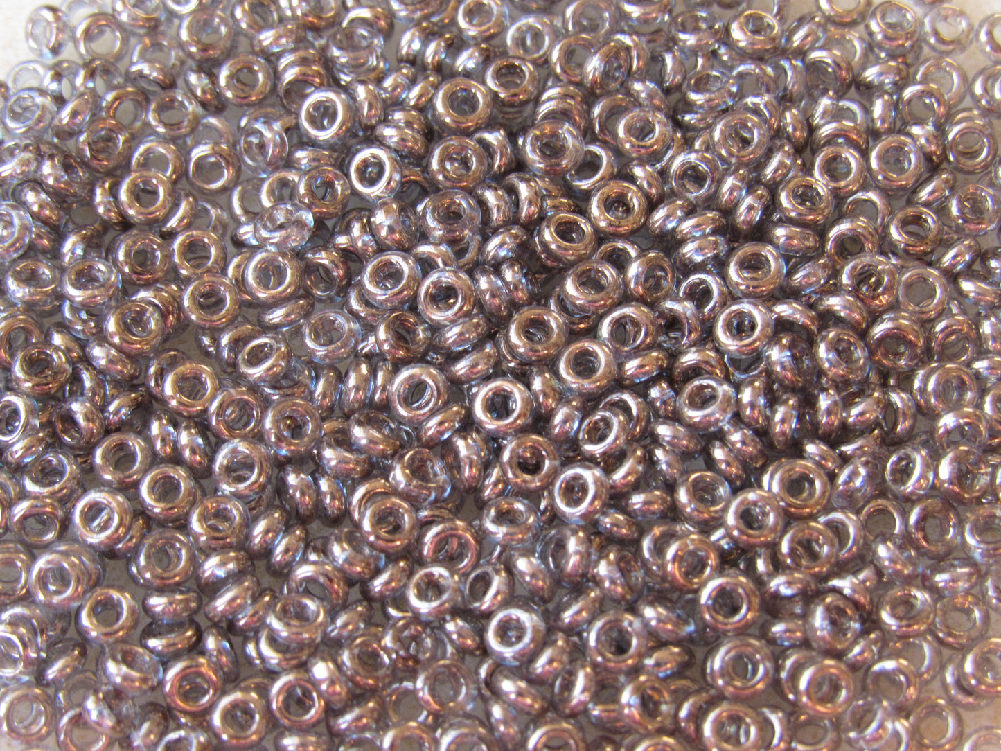 204 - 8/0 Toho Demi Round - Blue Gold Luster