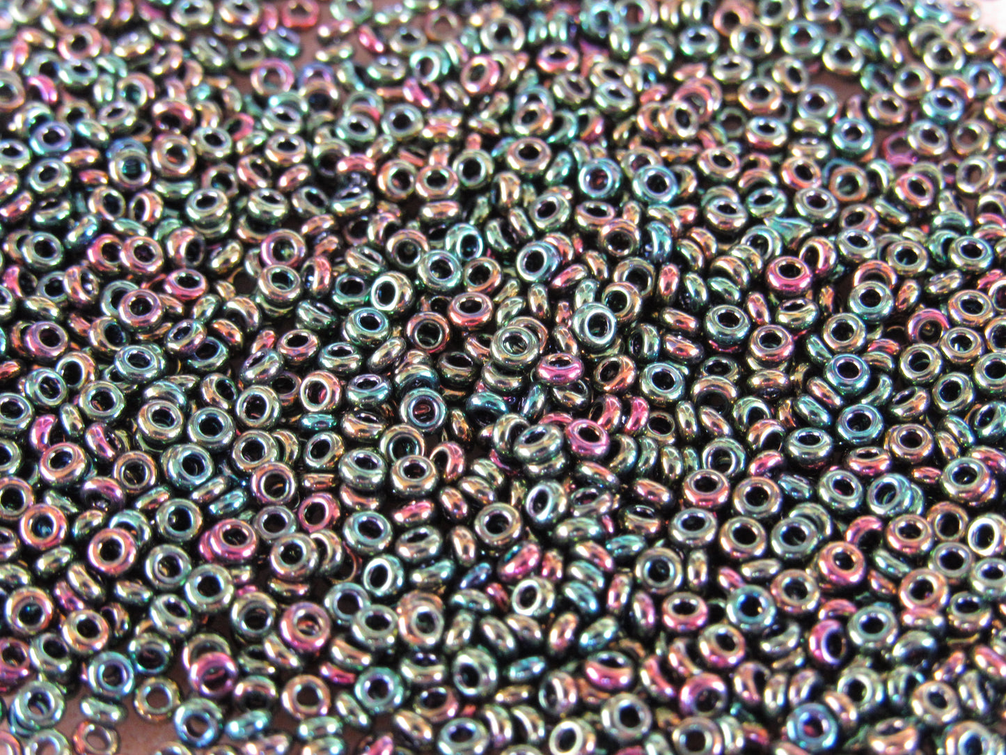 508 - 11/0 Toho Demi Round - Olivine Iris Higher Metallic