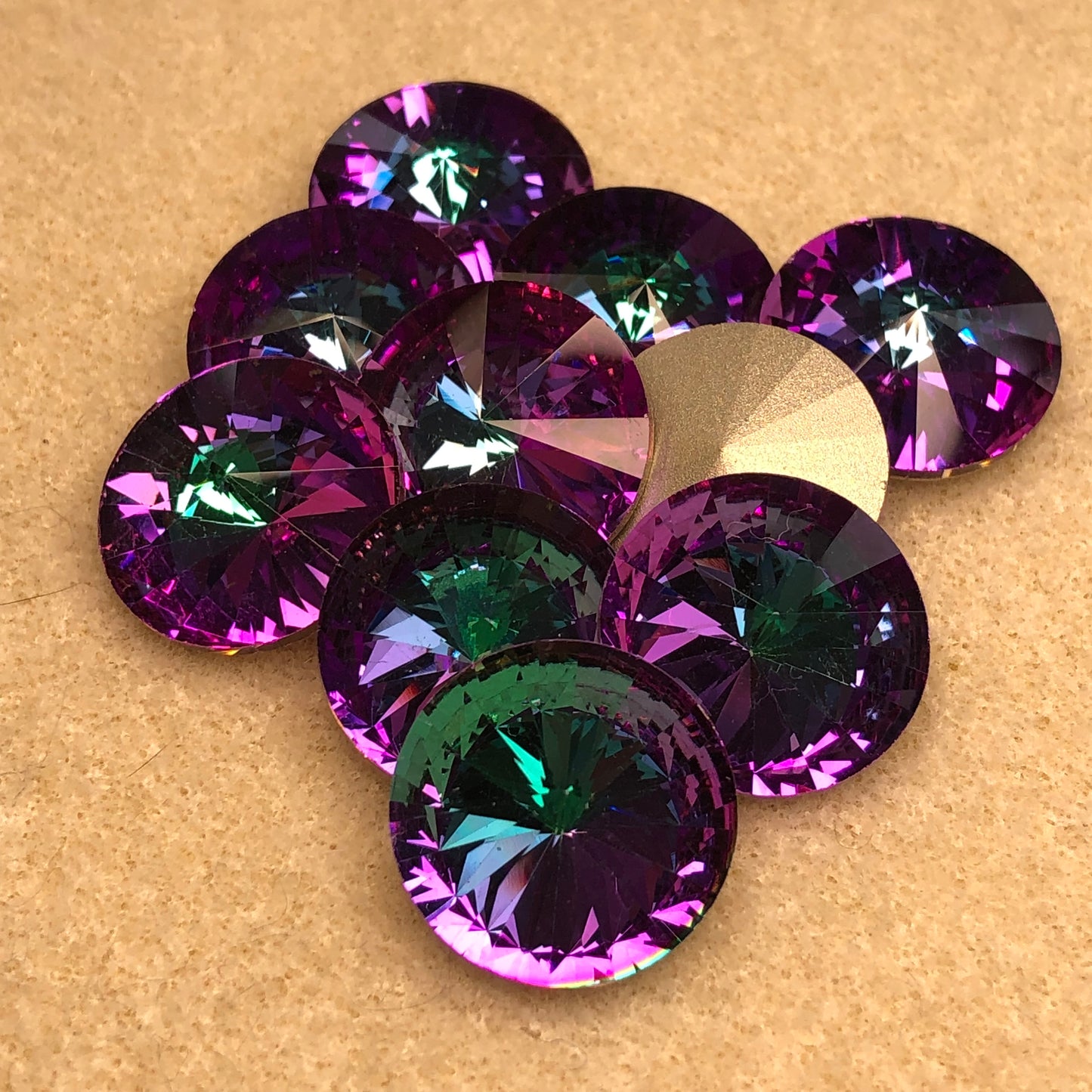 Heliotrope - 18mm Aurora Crystal Rivoli