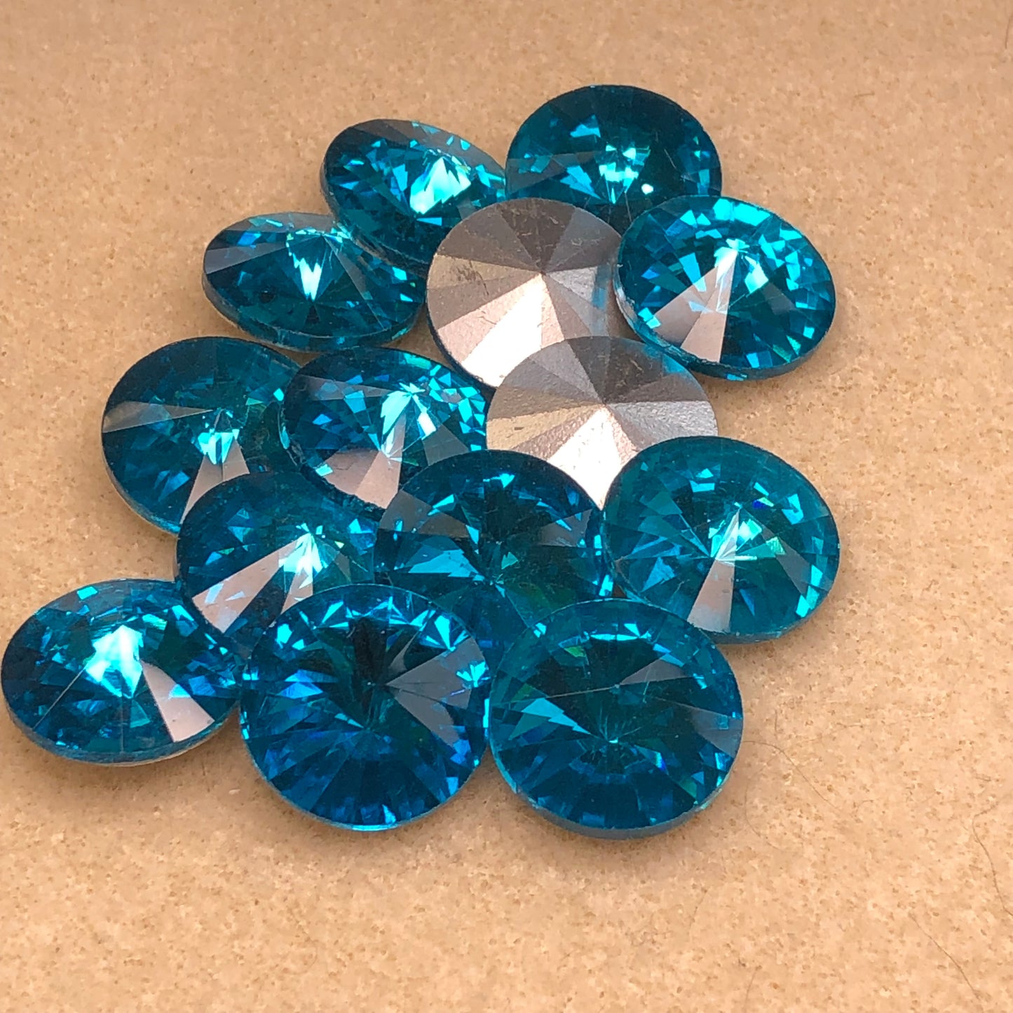 Aquamarine - 18mm Glass Rhinestone Rivoli