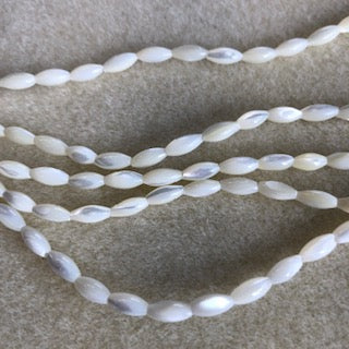 8x3mm Mother of Pearl Rice