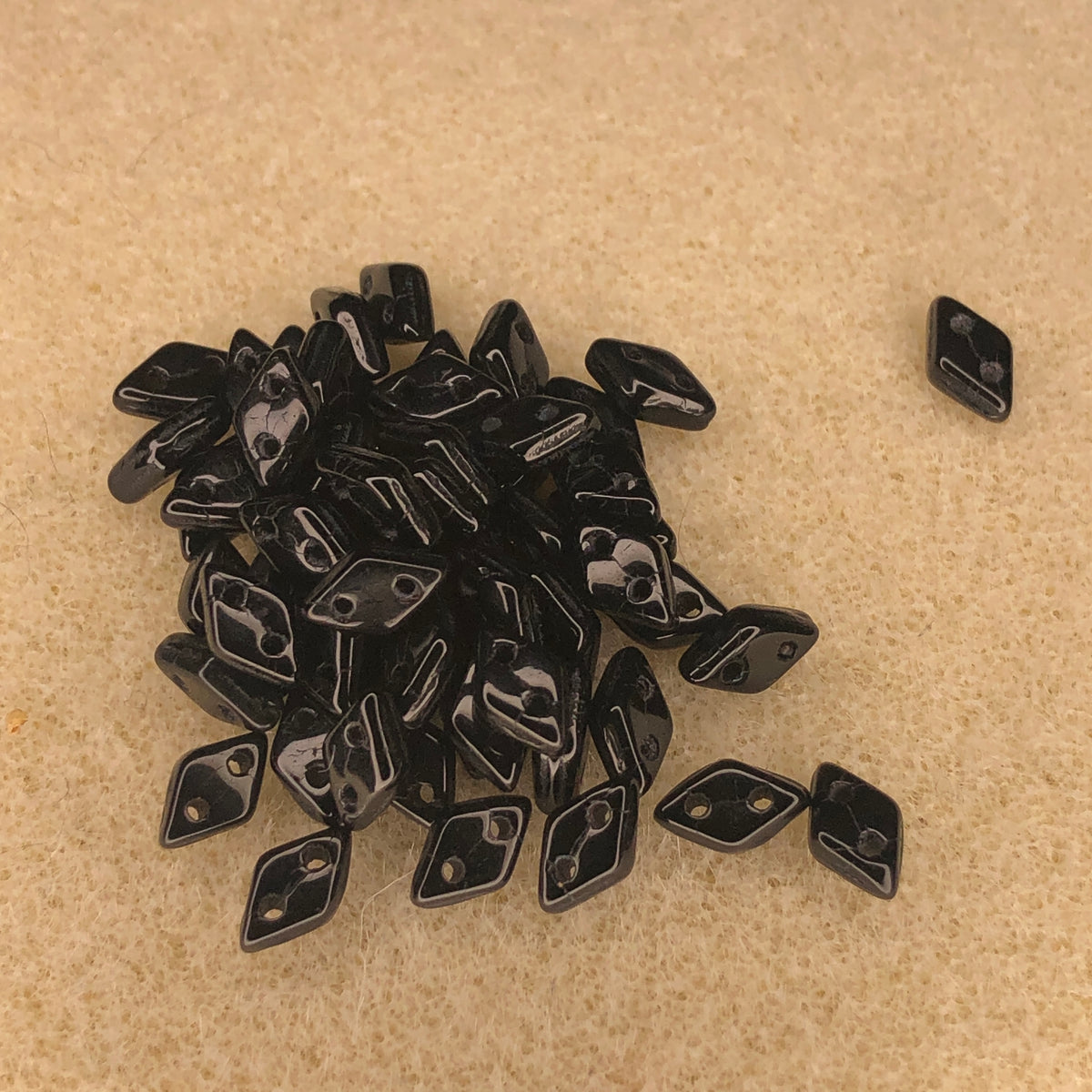 6.5x4mm CzechMates Diamond - Jet