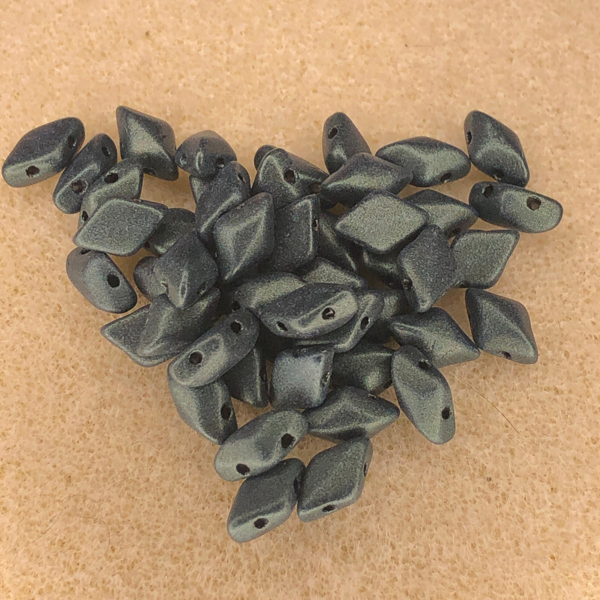8x5mm Gemduo - Metallic Suede Dark Forest