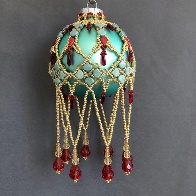 Zweibel Beaded Christmas Ornament Cover/Bracelet/Earrings Pattern Tutorial