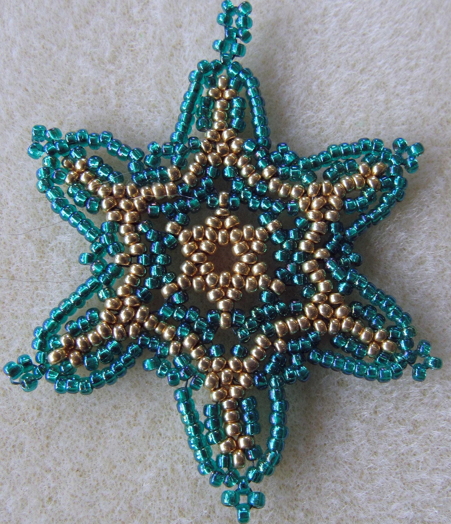 Judy Beaded Snowflake Pattern Tutorial