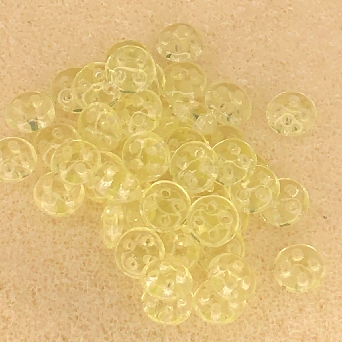6mm CzechMates Quadralentils - Jonquil