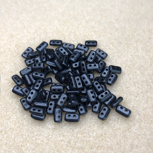111623029 - 2x3x5mm Piros Par Puca - Metallic Matte Dark Blue