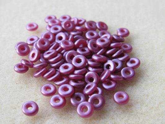 25031 - 3.8x1mm O-Bead - Pastel Burgundy