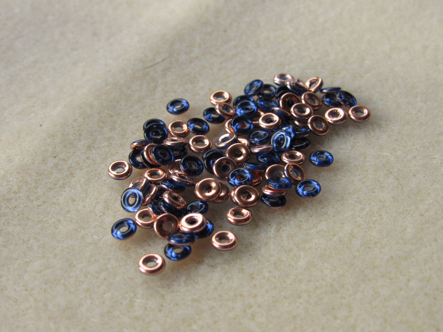 27101 - 3.8x1mm O-Bead - Sapphire Capri Gold
