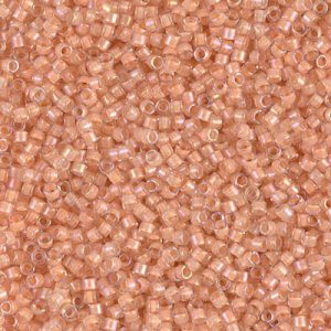 DB0067 - 11/0 Miyuki Delica Seed Bead - Lt Peach Lined Crystal Luster