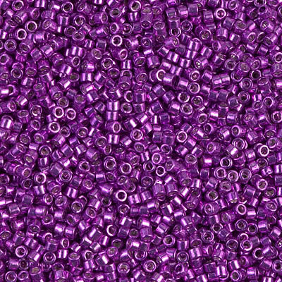 DB0431 - 11/0 Miyuki Delica Seed Bead - Dyed Galvanized Fuchsia