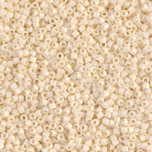 DB0883 - 11/0 Miyuki Delica Seed Beads - Matte Op Dark Cream AB