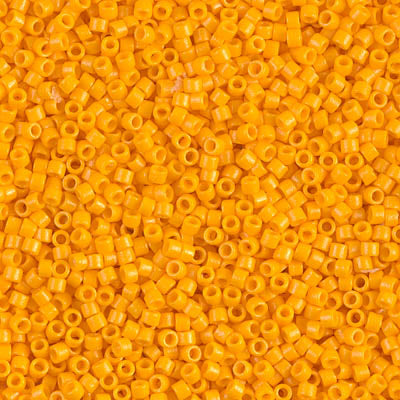 DB2103 - 11/0 Miyuki Delica Seed Beads - DC Op Light Squash