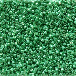 DB2505 - 11/0 Miyuki Delica Seed Beads - dc Galv Dark Mint Green