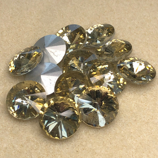 Coffee - 18mm Glass Rhinestone Rivoli