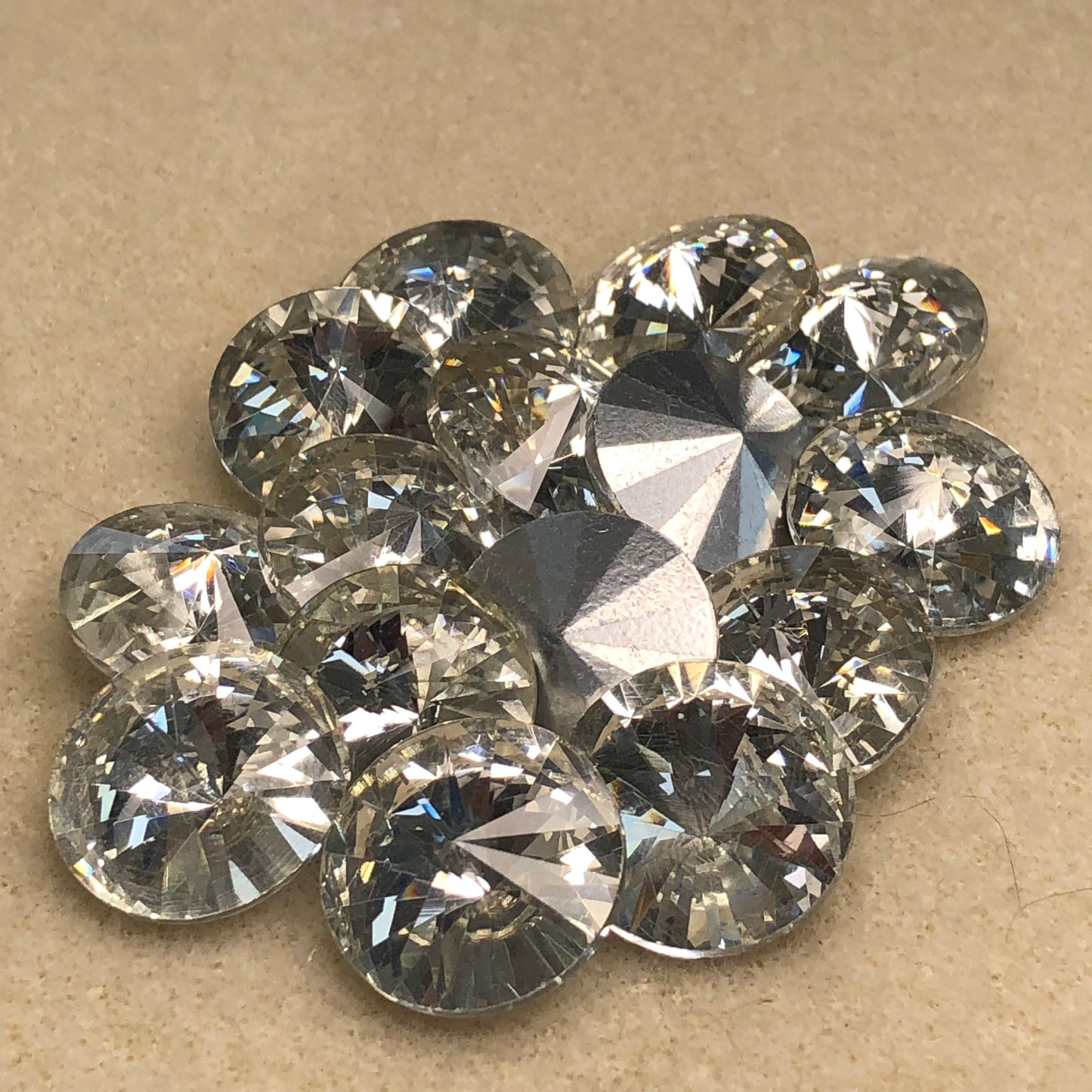 Crystal - 18mm Glass Rhinestone Rivoli