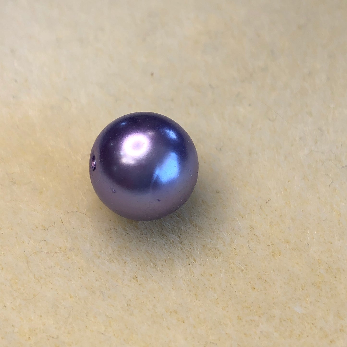 61923044 - 12mm Celestial Crystal Pearl-Violet