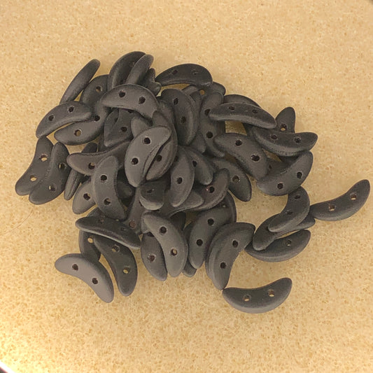 3x10mm Czechmates Crescent - Matte Jet