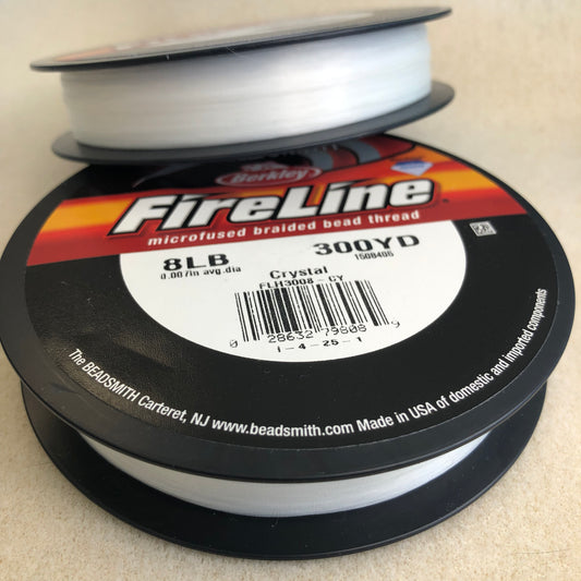 8 lb Fireline 300 yards - Crystal