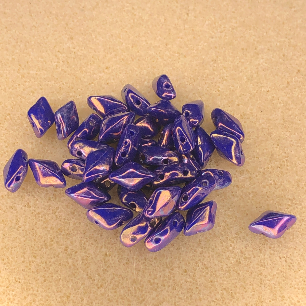 8x5mm Gemduo - Royal Blue Nebula