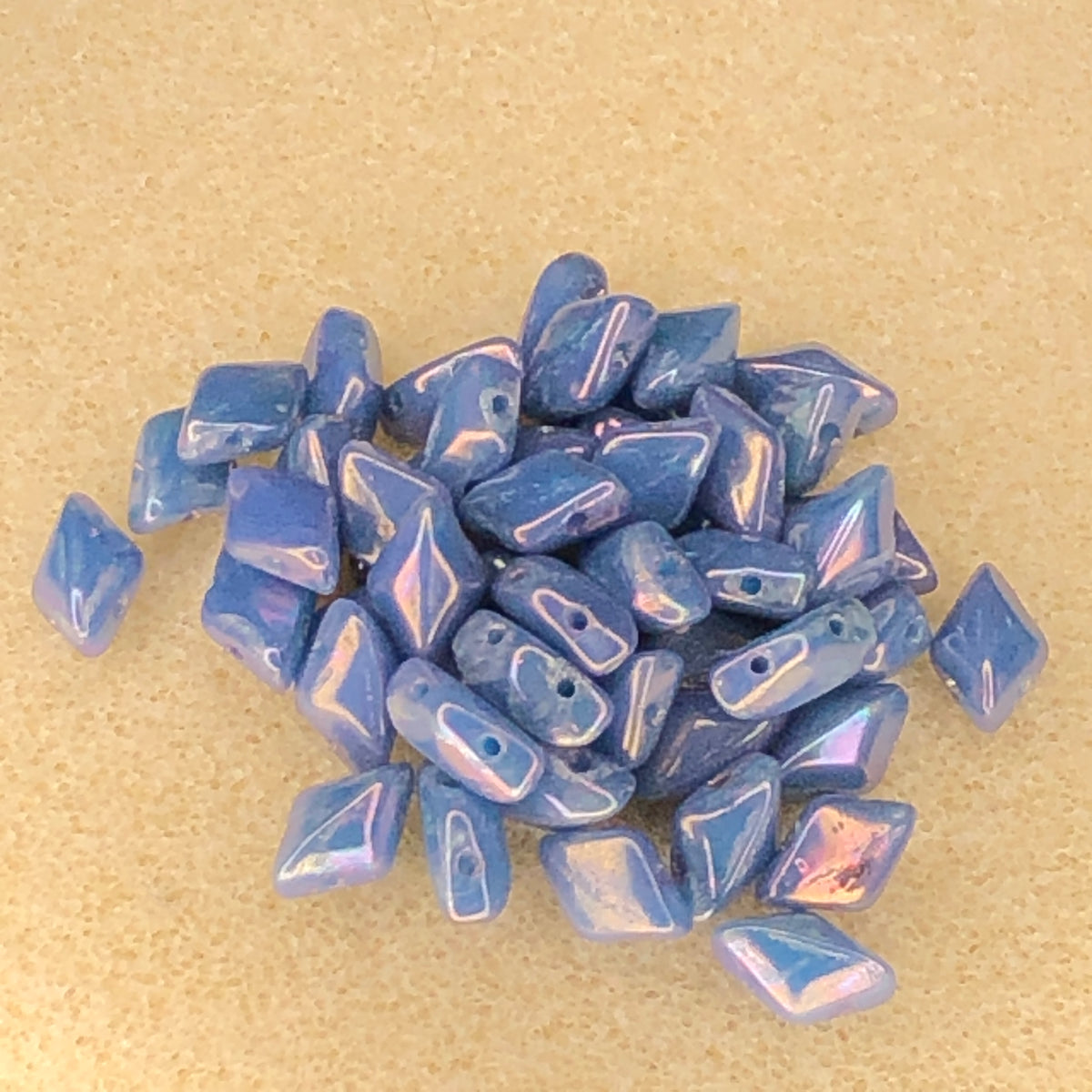 8x5mm Gemduo - Turquoise Blue Nebula