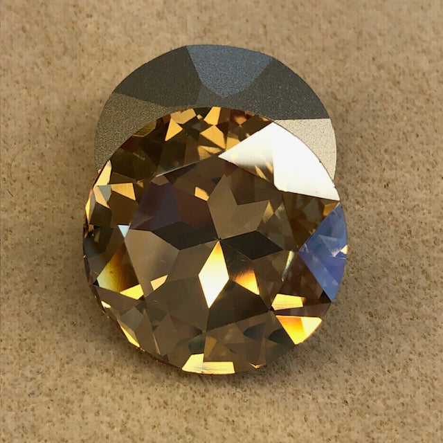 Golden Shadow - 27mm Rivoli Crystal