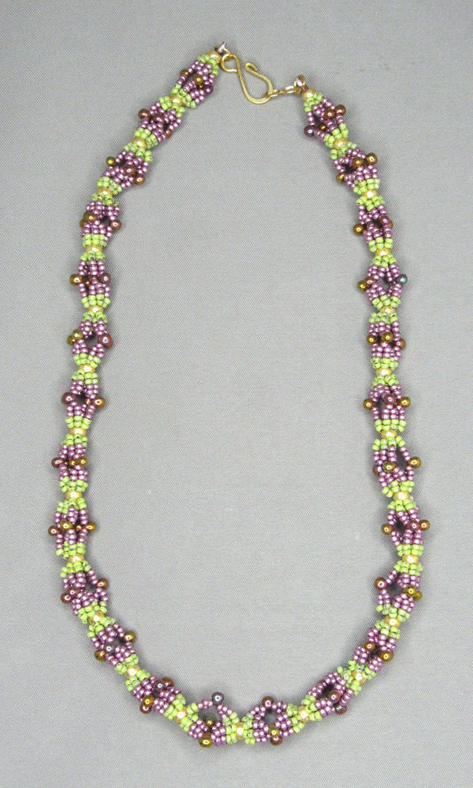 Filet A Pointes Beaded Necklace Pattern Tutorial